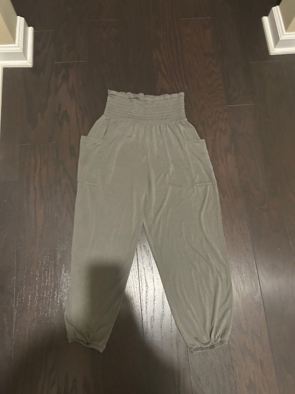 Woman’s Olive Green Smocked Waist Pants